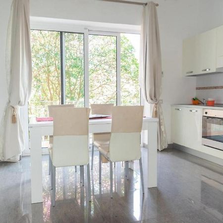 Il Cortile Delle Esperidi Apartment Lecce Luaran gambar