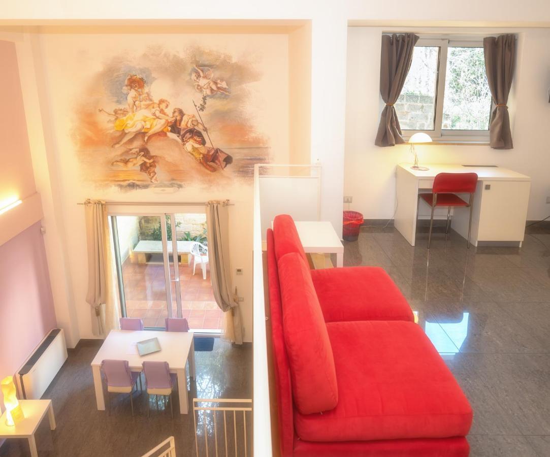 Il Cortile Delle Esperidi Apartment Lecce Luaran gambar