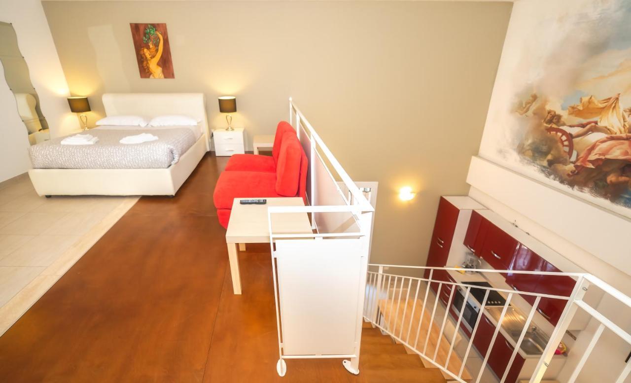 Il Cortile Delle Esperidi Apartment Lecce Luaran gambar
