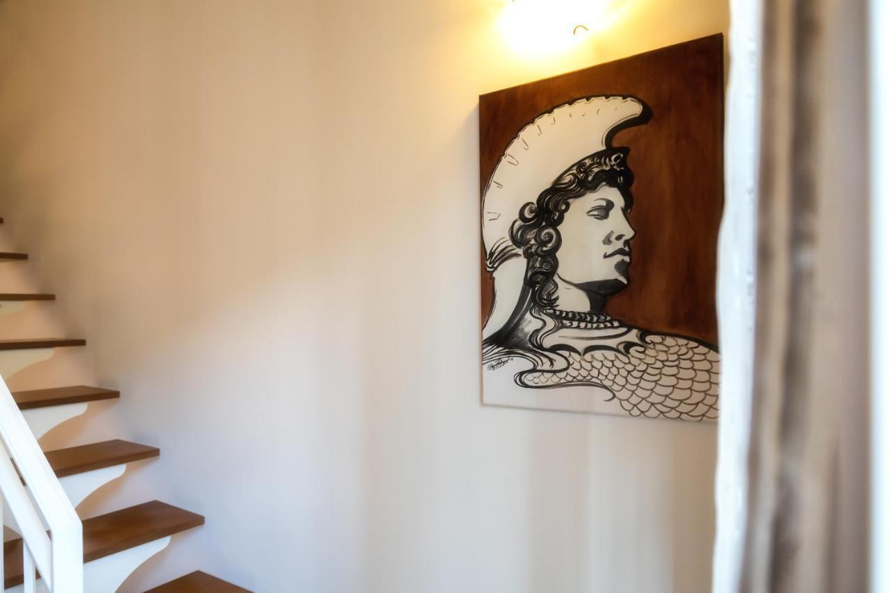 Il Cortile Delle Esperidi Apartment Lecce Luaran gambar